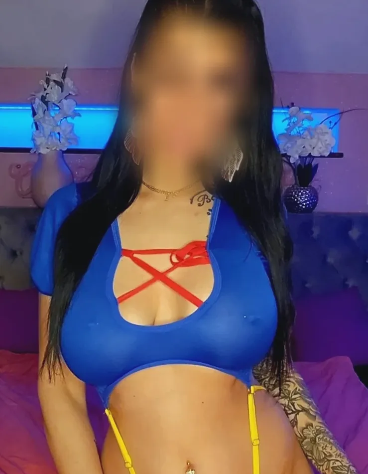 Nawal, 33 anni